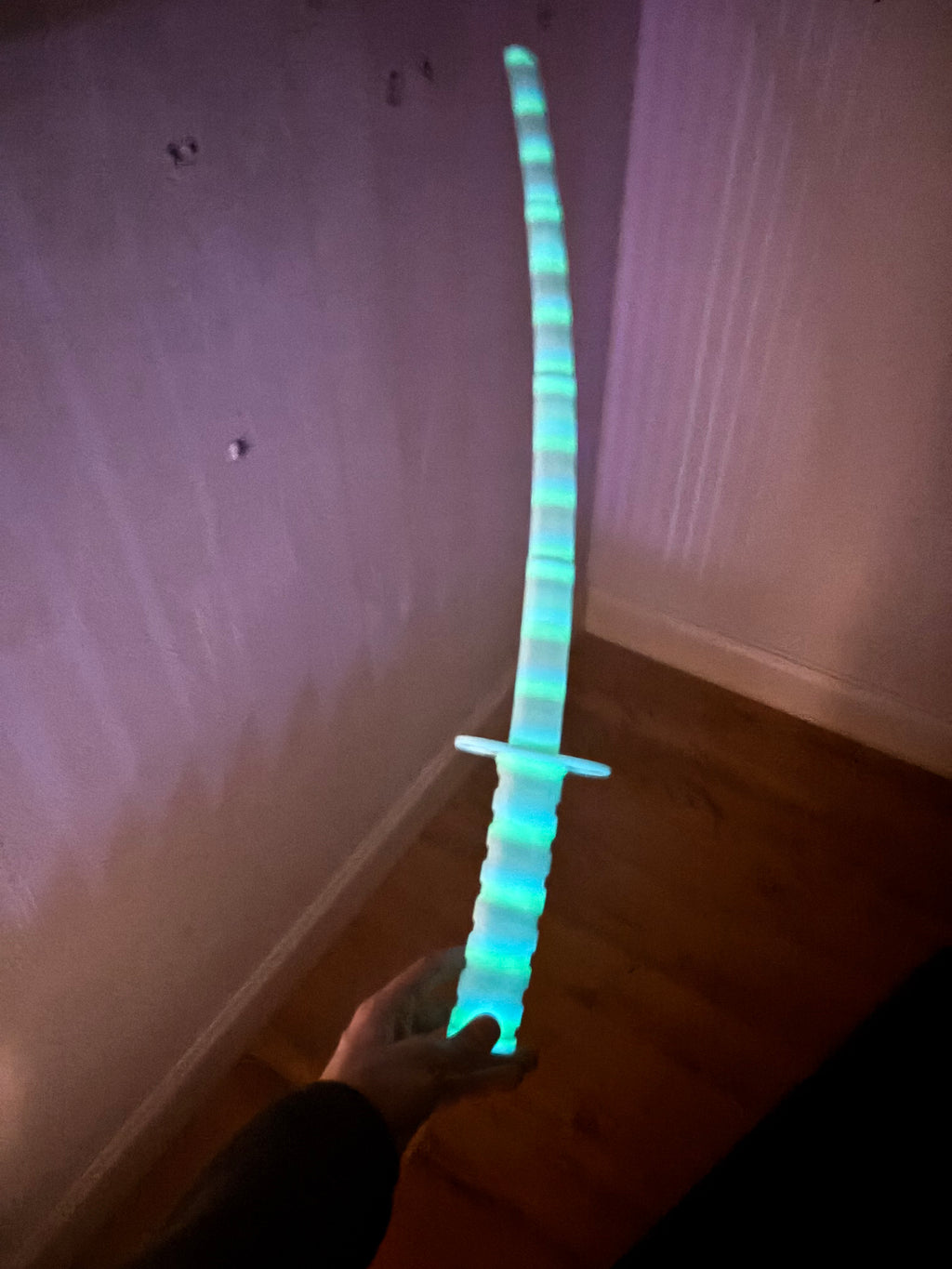 Customizable telescopic Sword